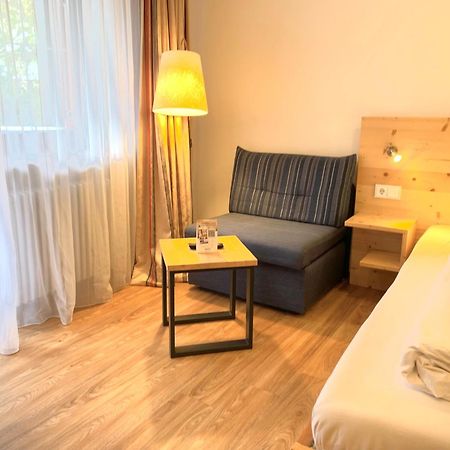 Alpenrose Appartements 内森尔旺 外观 照片