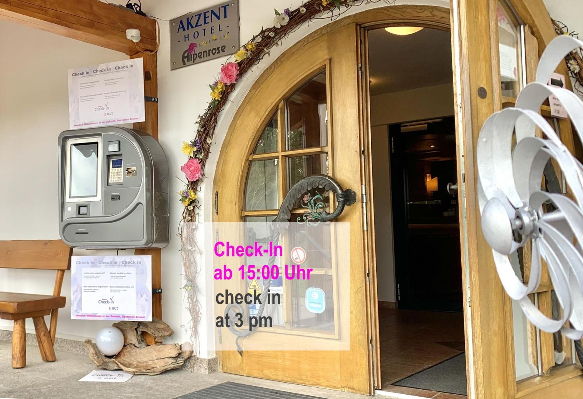 Alpenrose Appartements 内森尔旺 外观 照片